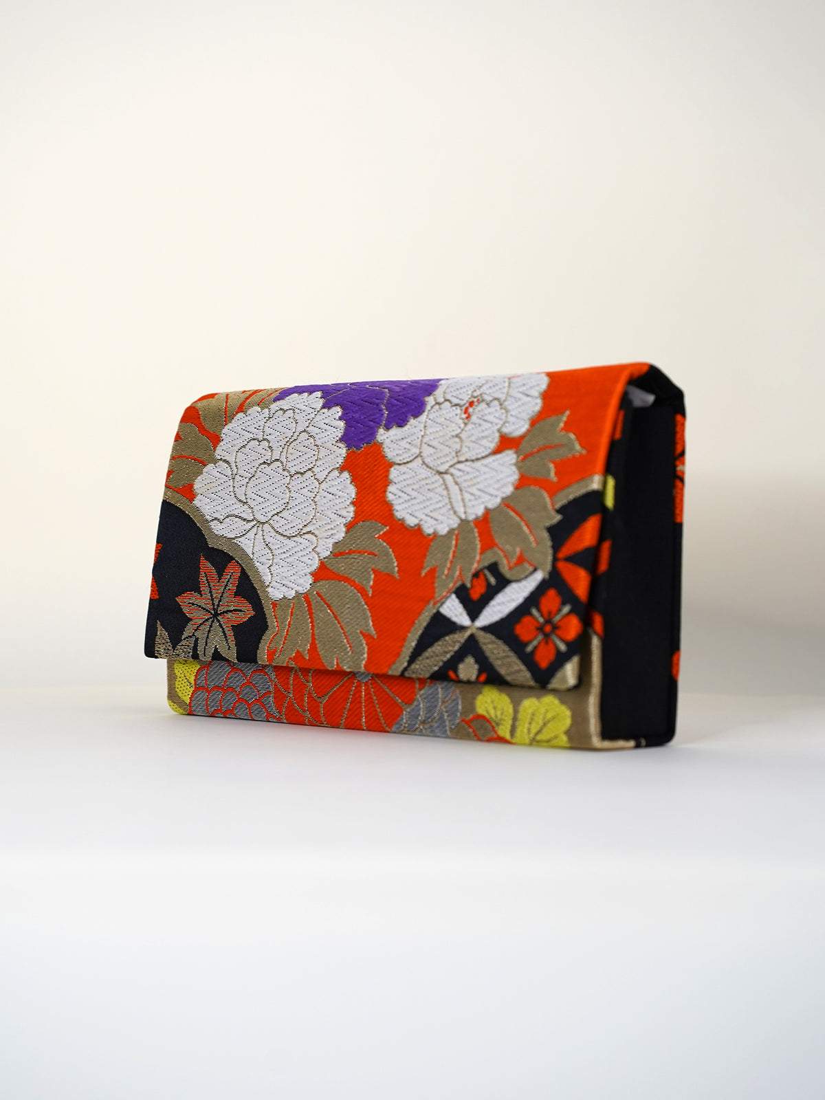 Obi Clutch Bag - 朱黒牡丹 / Large